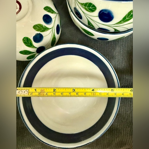 4 Dansk “Berries” 5.25” bowls. - Picture 15 of 16
